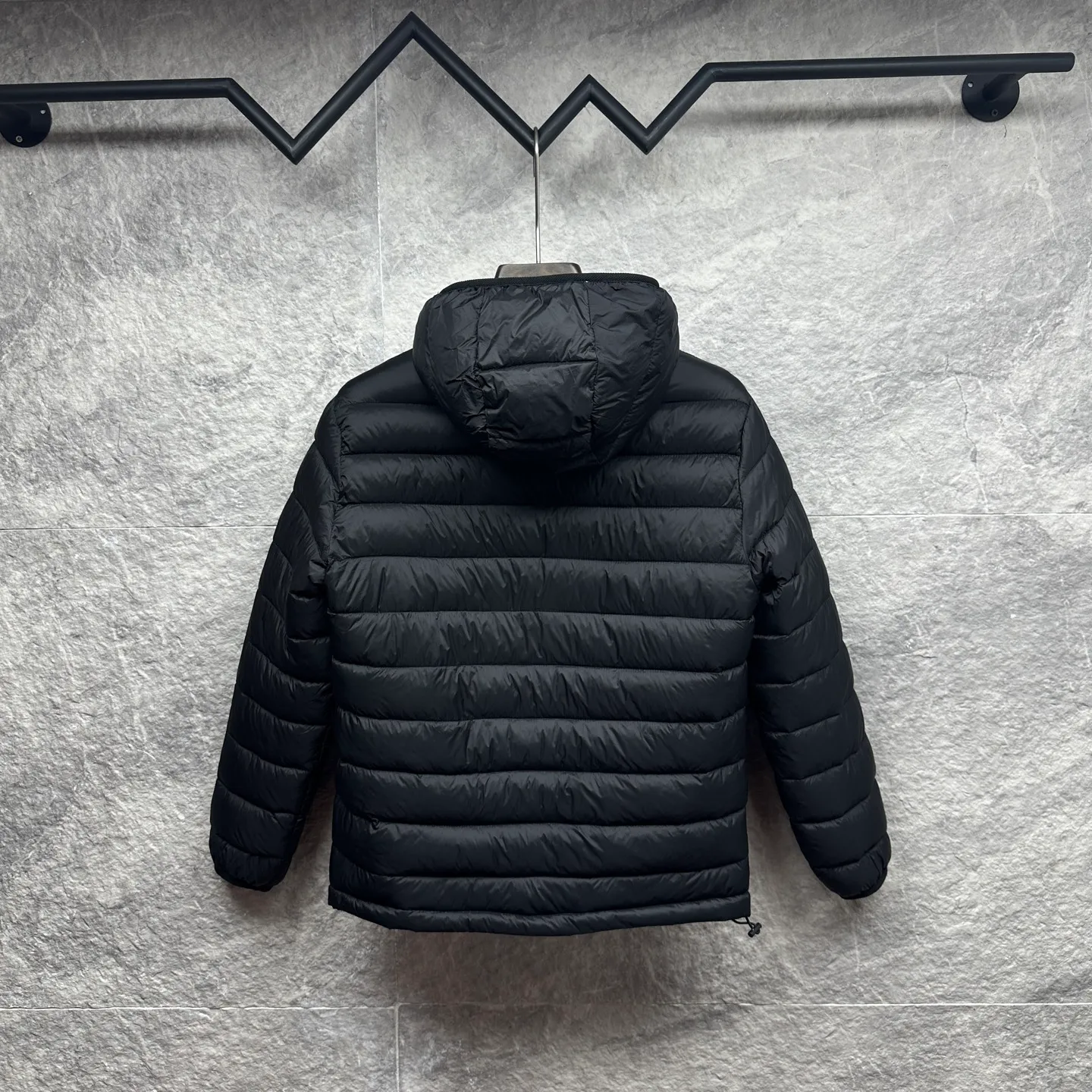 P430 Ralph Lauren 2025 new embroidered logo couple's cotton jacket (removable hood) 🍃High version top quality🍃 💯Using polyester fiber composite custom fabric, excellent breathability, original custom hardware molding, original custom lining all inside, non-pilling, wear-resistant, comfortable and soft, highly wrinkle-resistant, a couple's cotton jacket, original main wheat washed tag packaging👍 Size: M-3XL Color: black